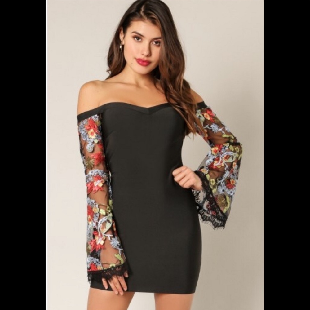 Wow Couture off shoulders trumpet sleeves dress